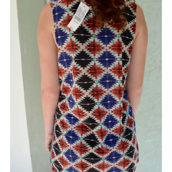 Me to We PacSun Aztec Tank Small NWT - Picture 2 of 9